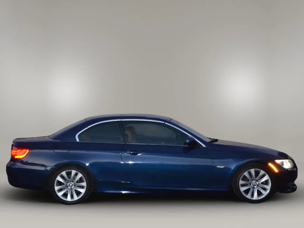 Used 2013 BMW 328i Convertible image 20