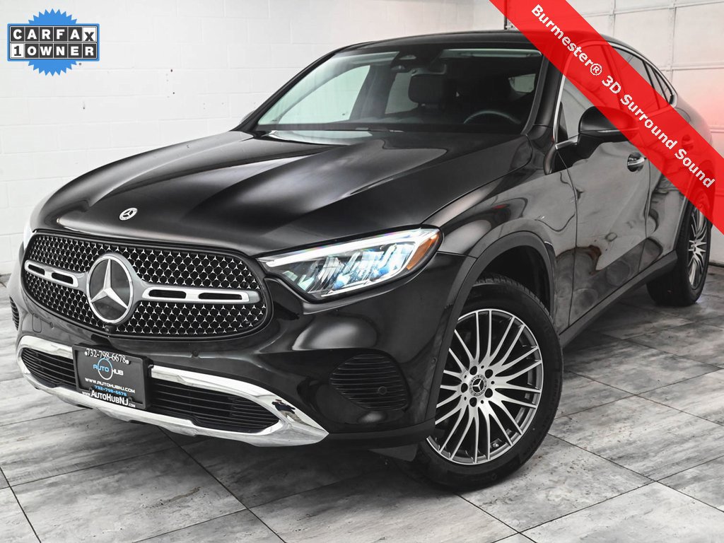Used 2025 Mercedes-Benz GLC 300 4MATIC image 1