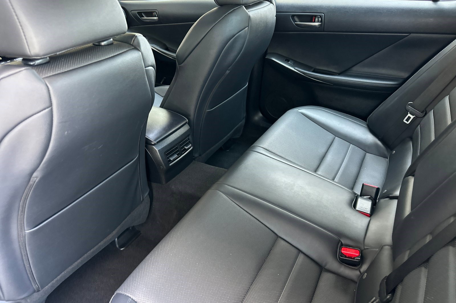 Certified 2023 Lexus IS 350 F Sport w/ Accessory Package RWD image 27