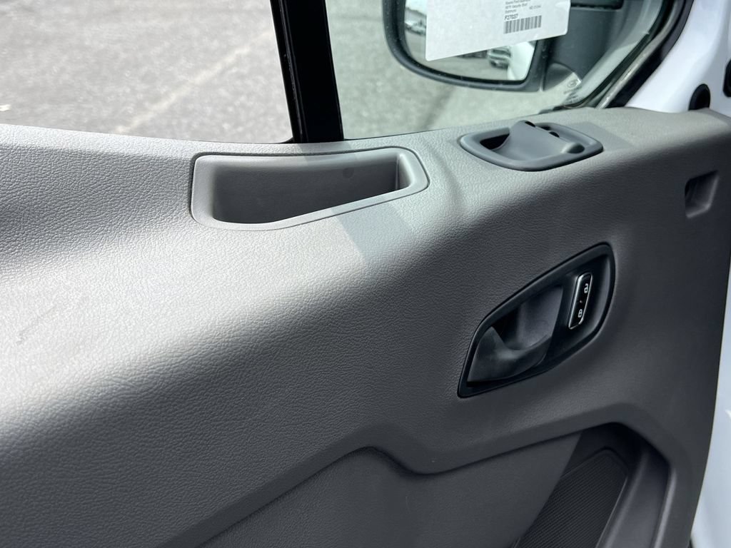 New 2026 Ford Transit 250 Low Roof RWD image 14