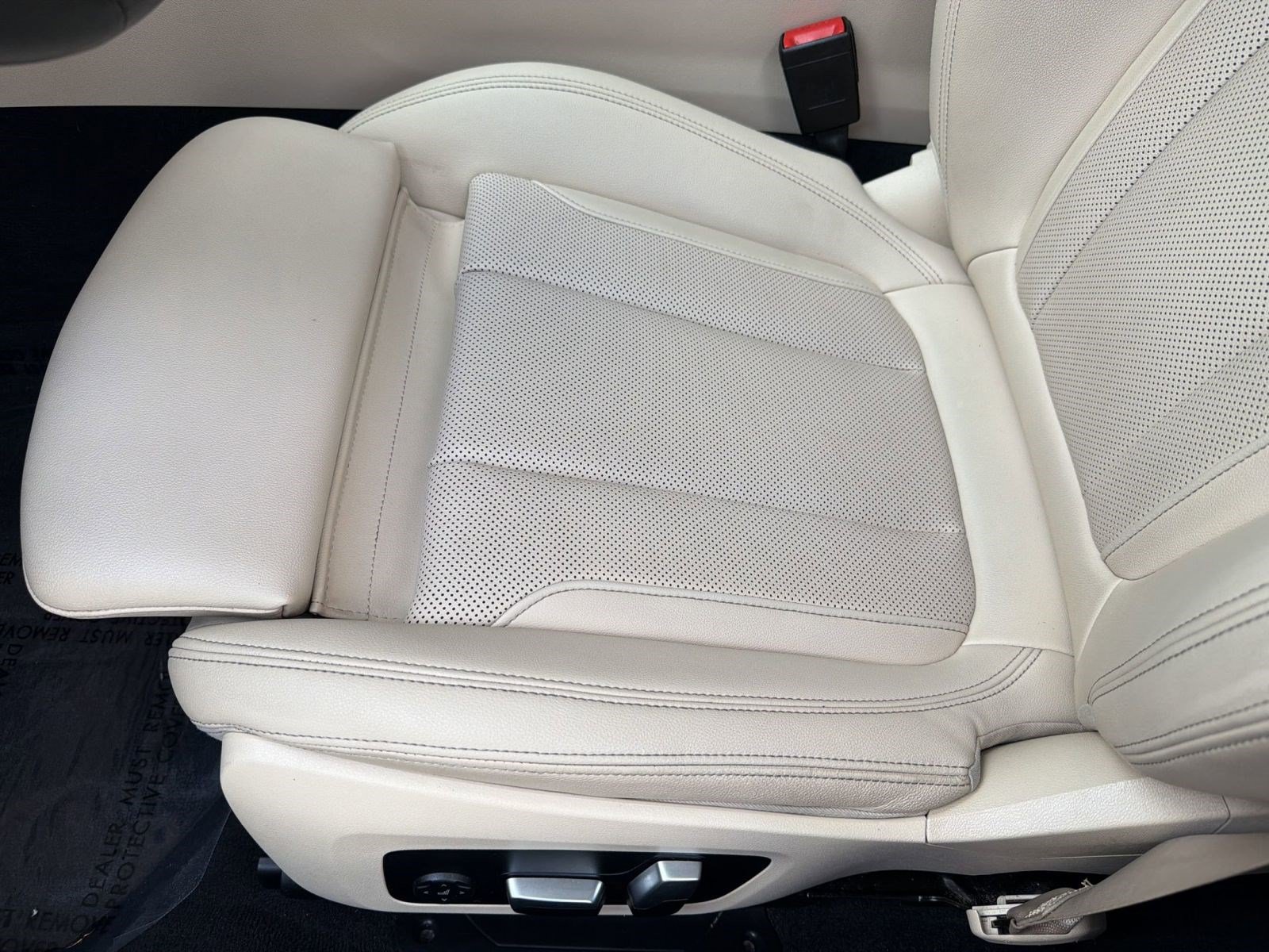 Used 2022 BMW 330e w/ Driving Assistance Package RWD image 14