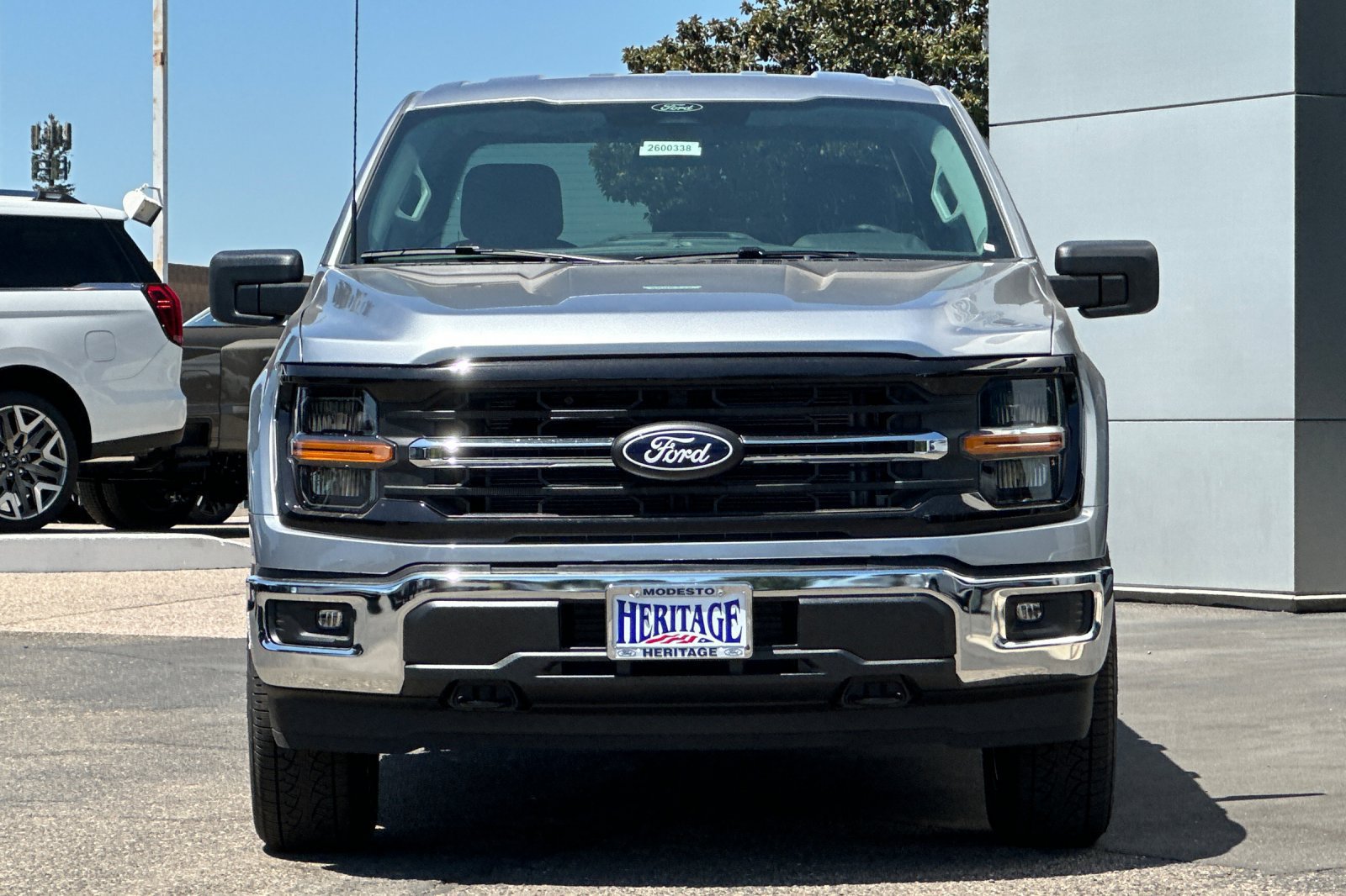 New 2026 Ford F150 XLT w/ XLT Chrome Appearance Package AWD/4WD image 9