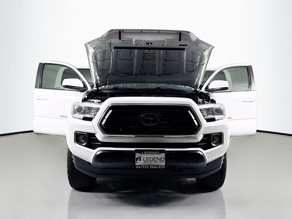 Used 2020 Toyota Tacoma SR5 AWD/4WD image 22