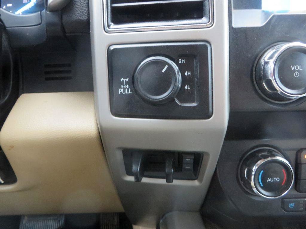 Used 2019 Ford F250 Lariat w/ Chrome Package AWD/4WD image 24