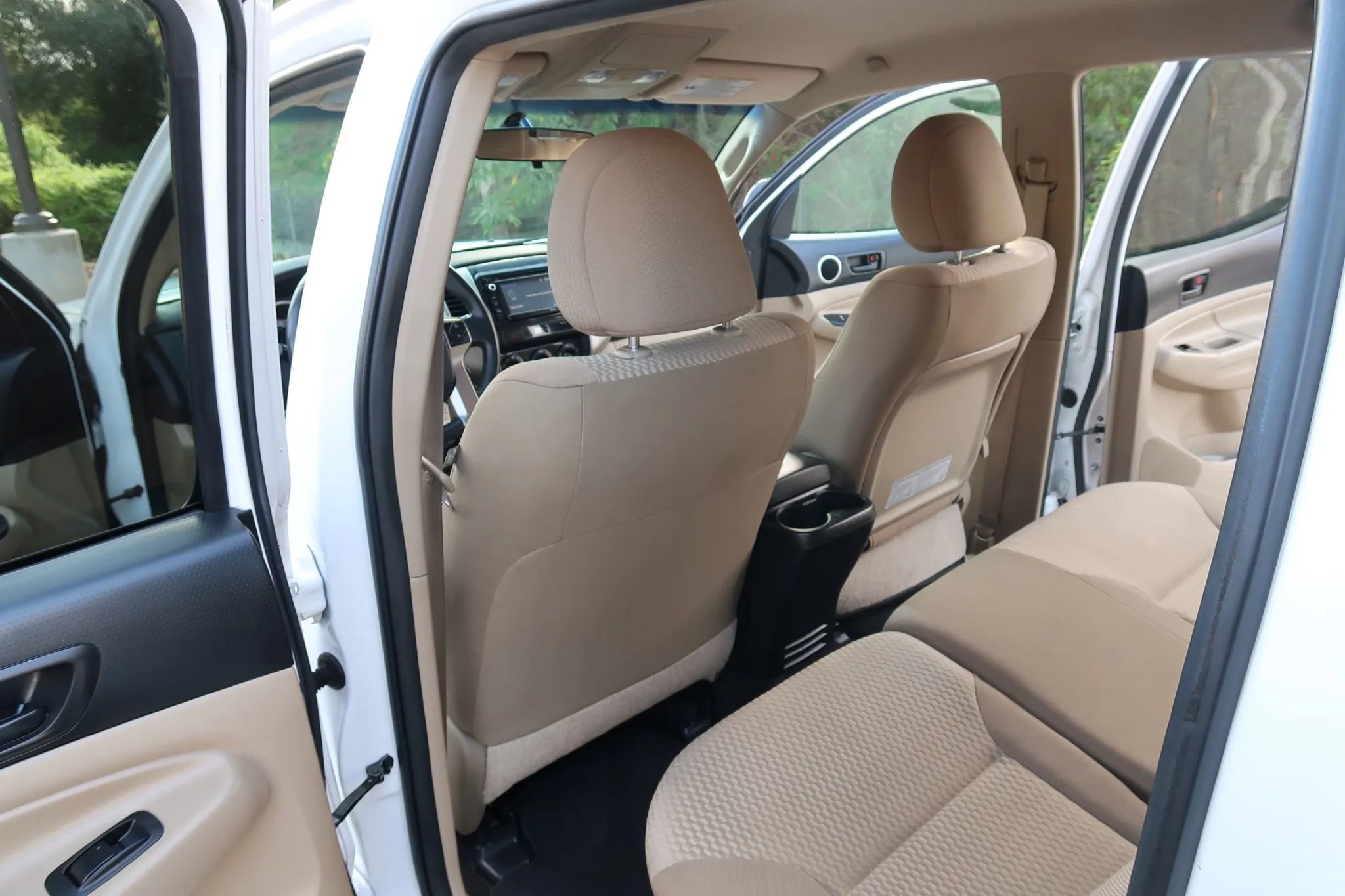 Used 2014 Toyota Tacoma PreRunner w/ SR5 Package RWD image 16