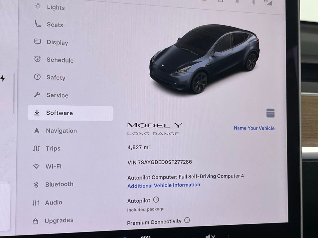 Used 2025 Tesla Model Y Long Range image 12