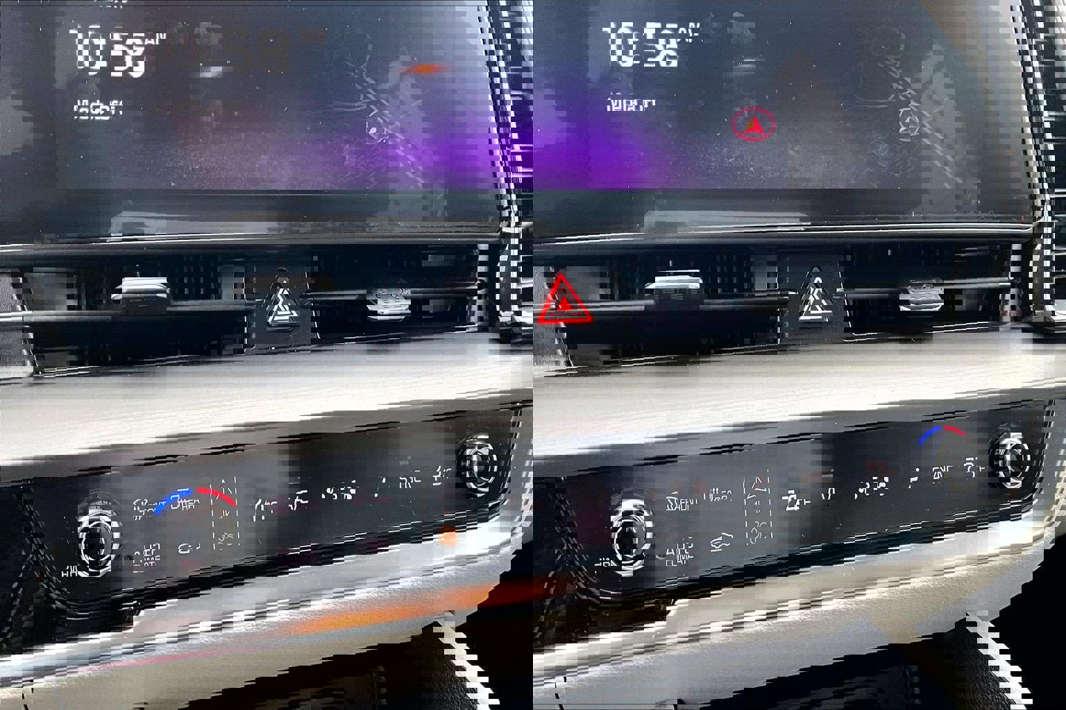 Used 2025 Kia Sportage EX image 32