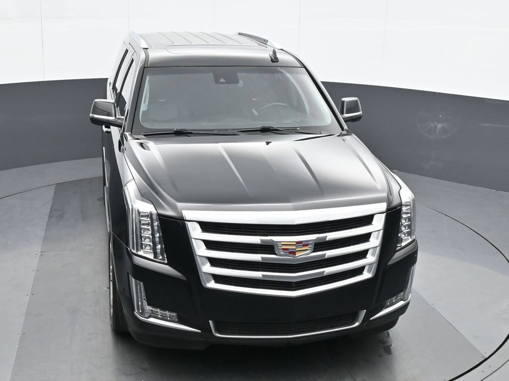 Used 2019 Cadillac Escalade Luxury AWD/4WD image 17