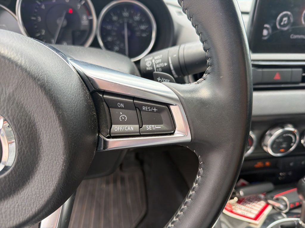 Used 2020 MAZDA MX-5 Miata Grand Touring RWD image 14