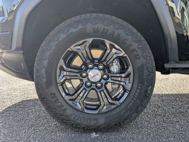 Used 2024 GMC Canyon Elevation w/ Convenience Package image 12