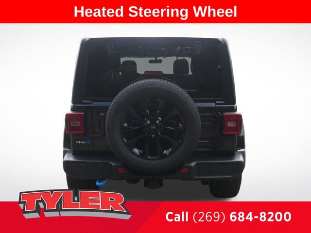 Used 2023 Jeep Wrangler Unlimited Sahara w/ Cold Weather Group AWD/4WD image 7