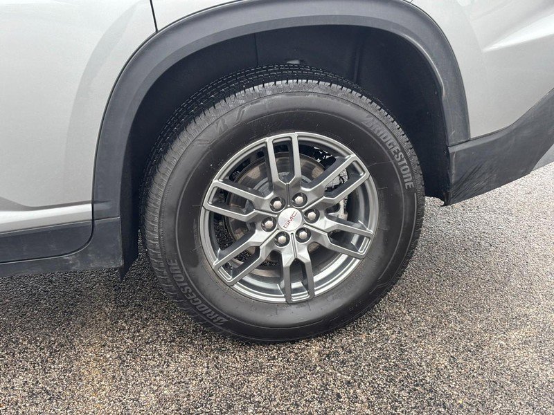 Certified 2025 GMC Acadia Elevation image 9