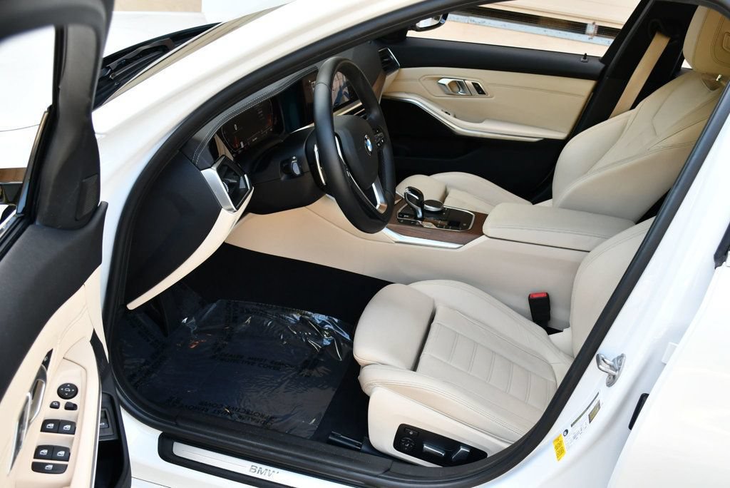 Used 2019 BMW 330i Sedan w/ Convenience Package RWD image 13