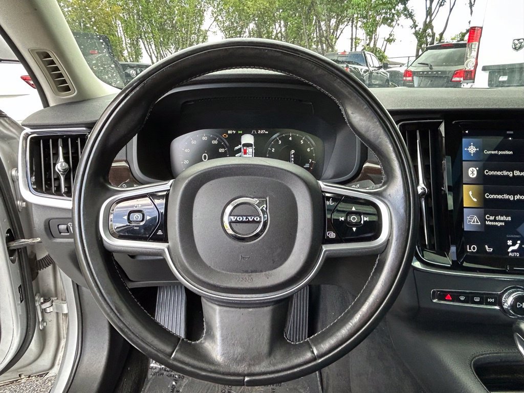 Used 2019 Volvo S90 T5 Momentum AWD/4WD image 17