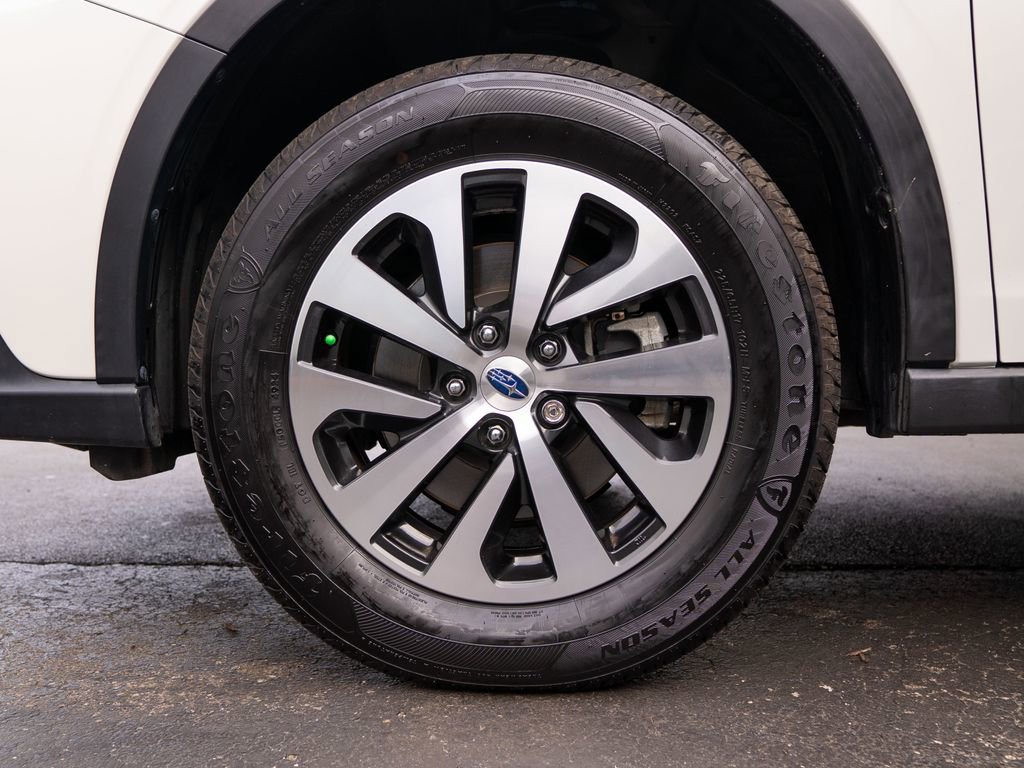 Used 2022 Subaru Outback Premium image 11