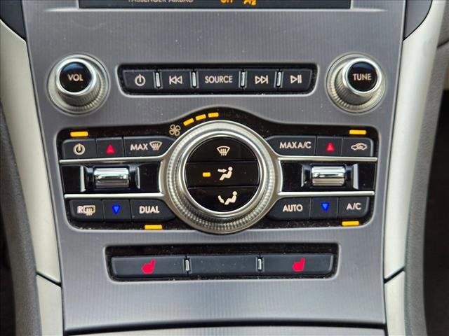 Used 2020 Lincoln MKZ w/ Convenience Package image 15