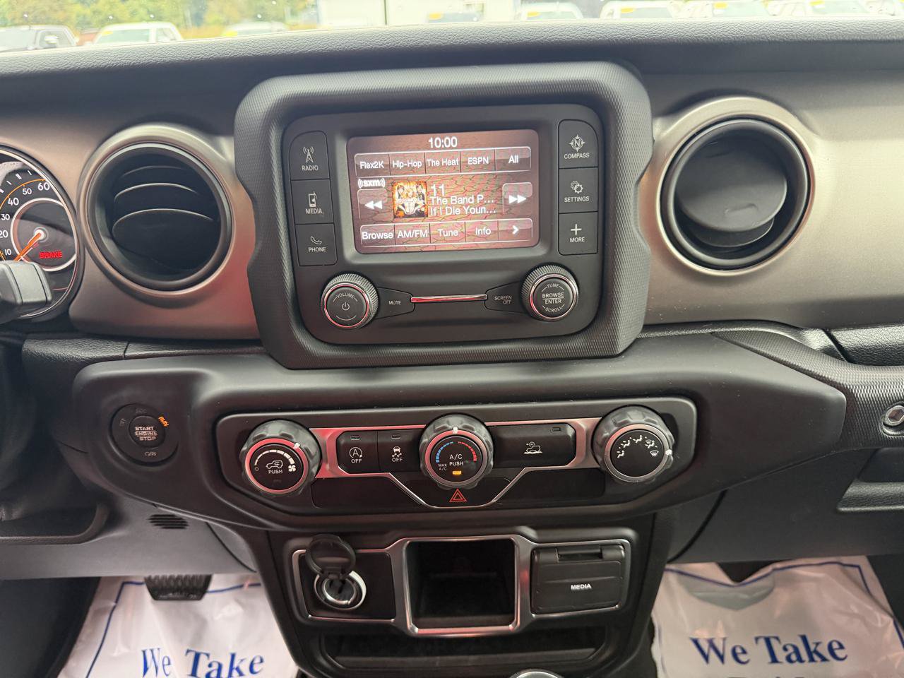 Used 2021 Jeep Gladiator Sport AWD/4WD image 28
