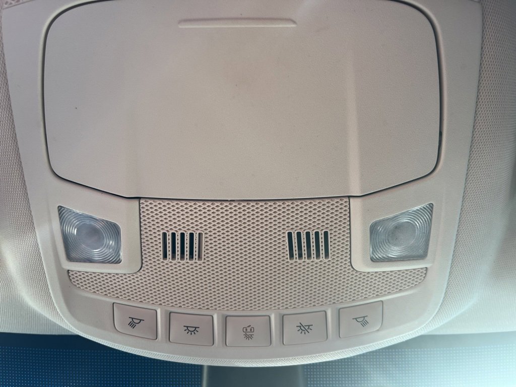 Used 2024 Ford Edge Titanium image 15