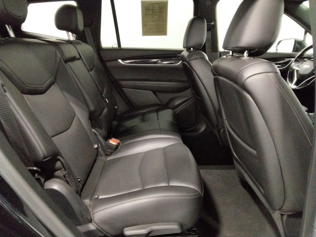 Used 2022 Cadillac XT6 Premium Luxury image 42