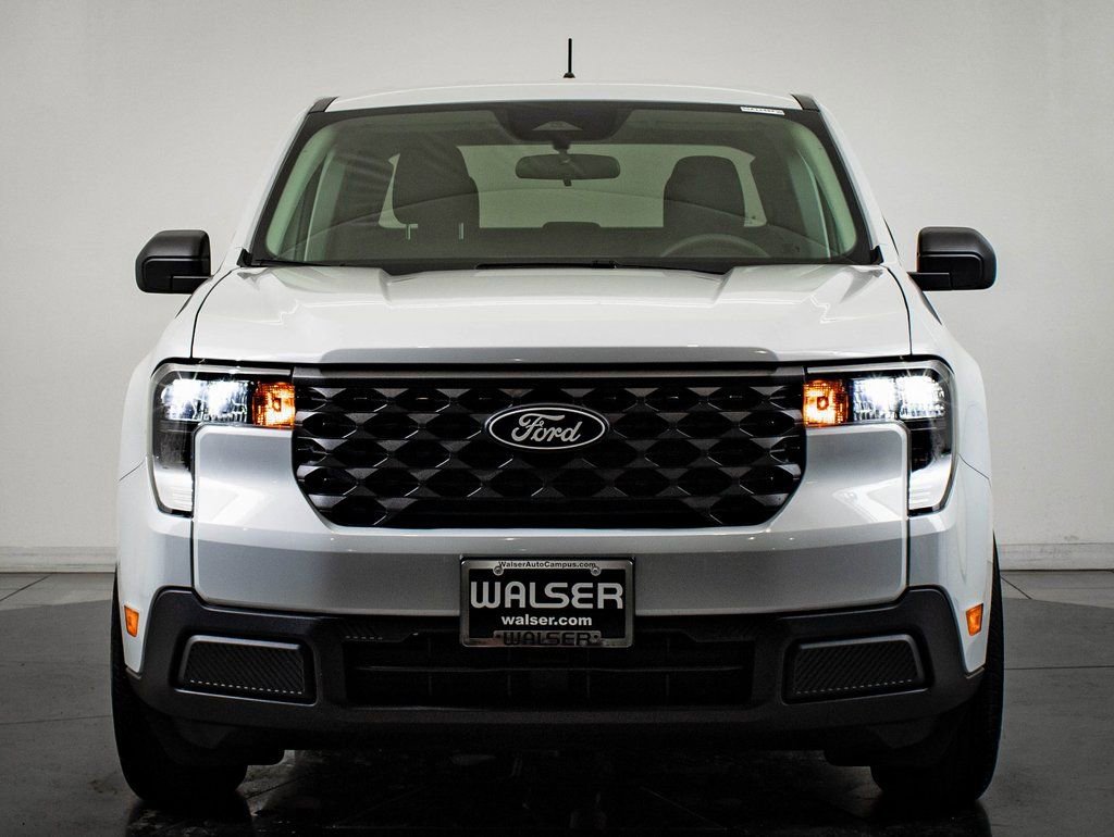 Used 2025 Ford Maverick XL FWD image 2