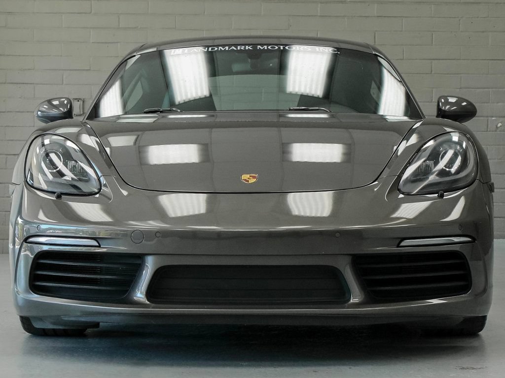 Used 2018 Porsche 718 Cayman RWD image 5