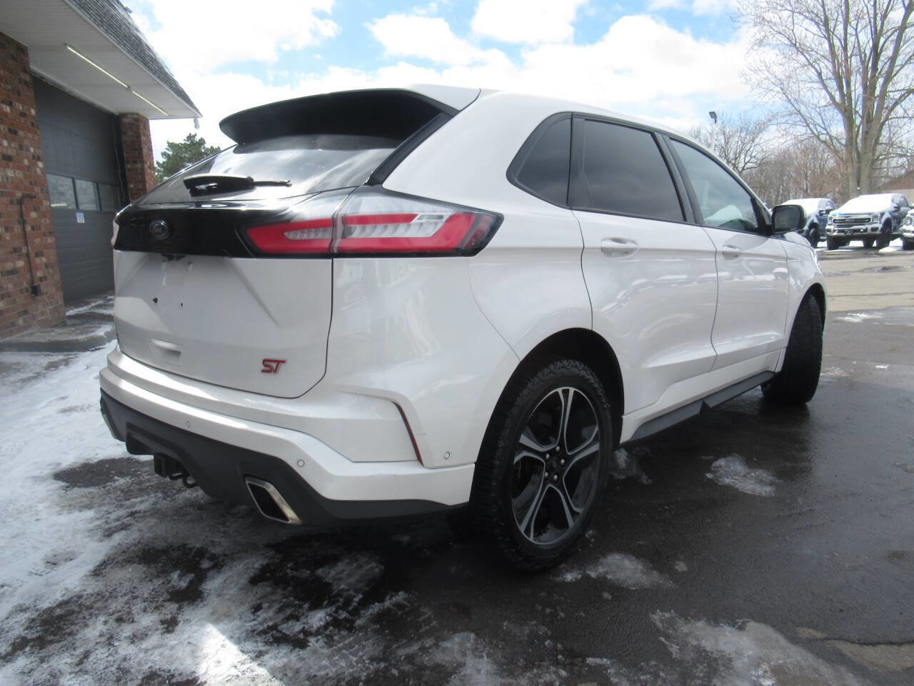 Used 2019 Ford Edge ST w/ Equipment Group 401A image 12