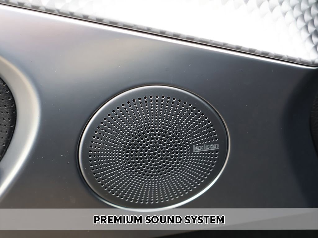 Used 2023 Genesis G70 2.0T w/ Sport Prestige Package RWD image 4