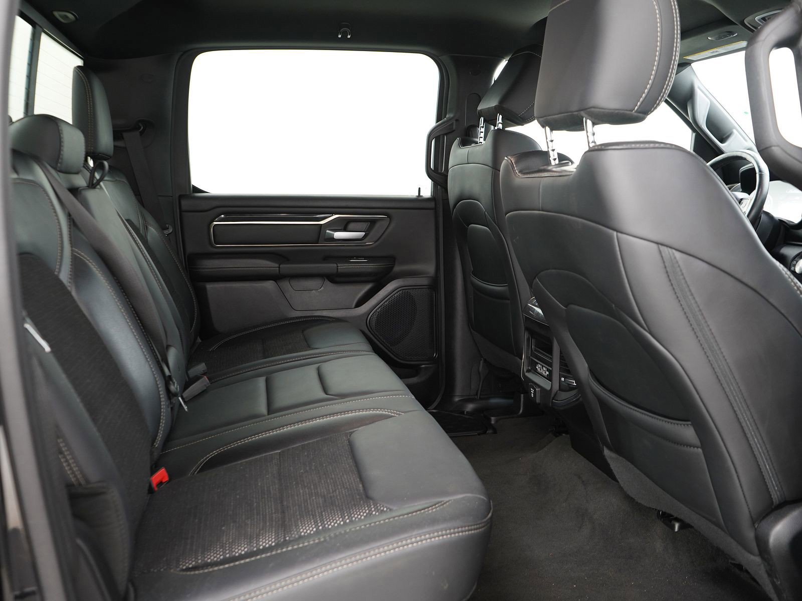 Used 2020 RAM 1500 Sport w/ Level 2 Equipment Group AWD/4WD image 14