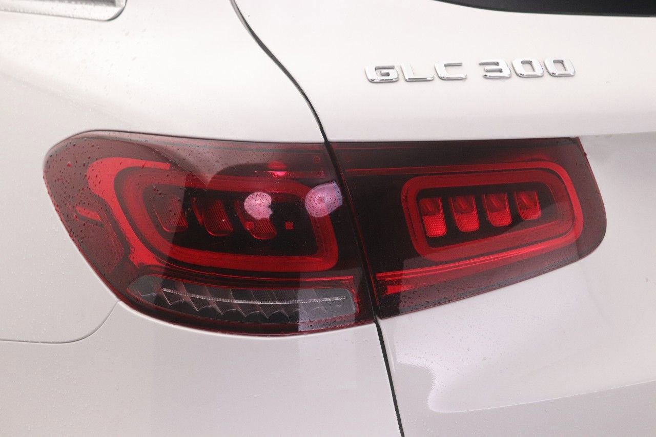 Used 2022 Mercedes-Benz GLC 300 image 21