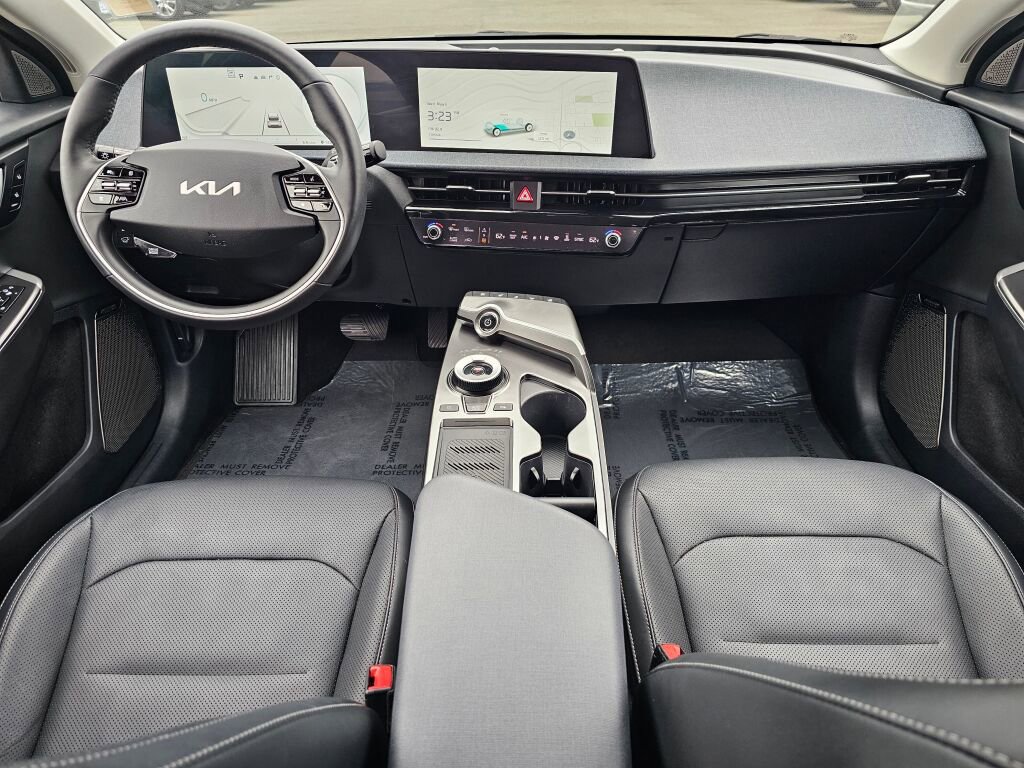 Certified 2023 Kia EV6 Wind AWD/4WD image 9
