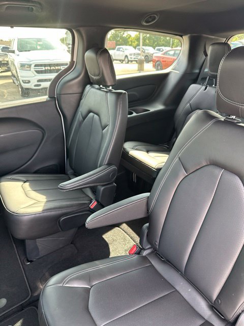 New 2027 Chrysler Pacifica LX FWD image 21
