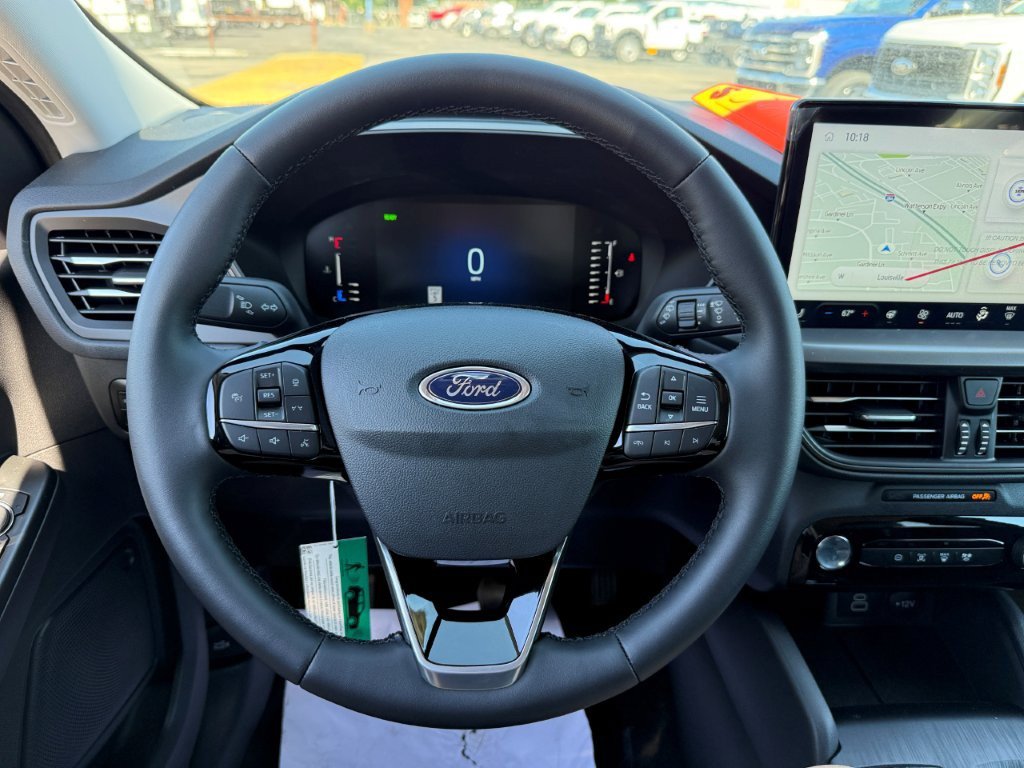 New 2024 Ford Escape SE FWD image 30