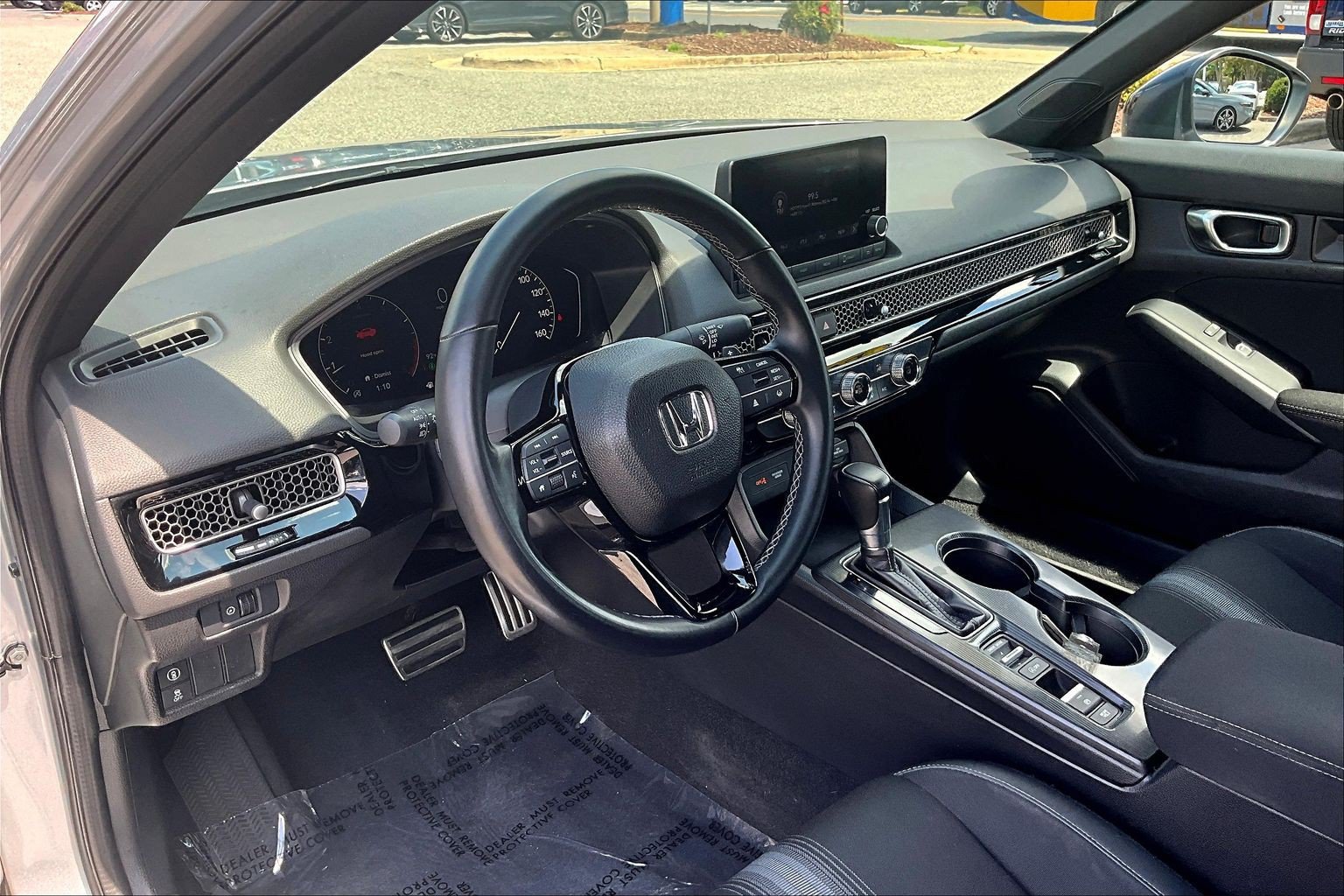 Used 2023 Honda Civic Sport image 13