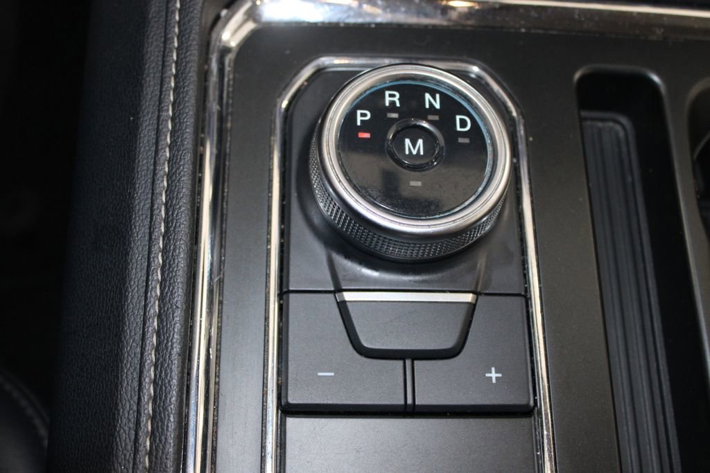 Used 2024 Ford Expedition Max XLT image 47