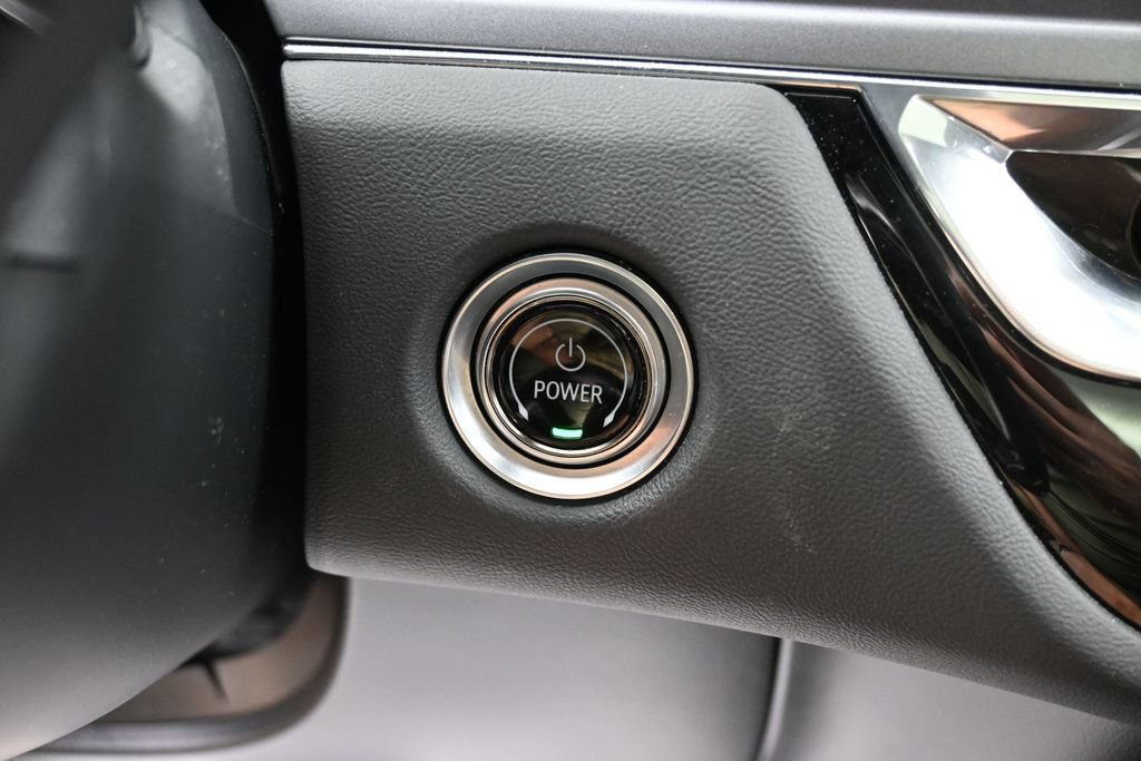Used 2024 Cadillac Lyriq Tech RWD image 36