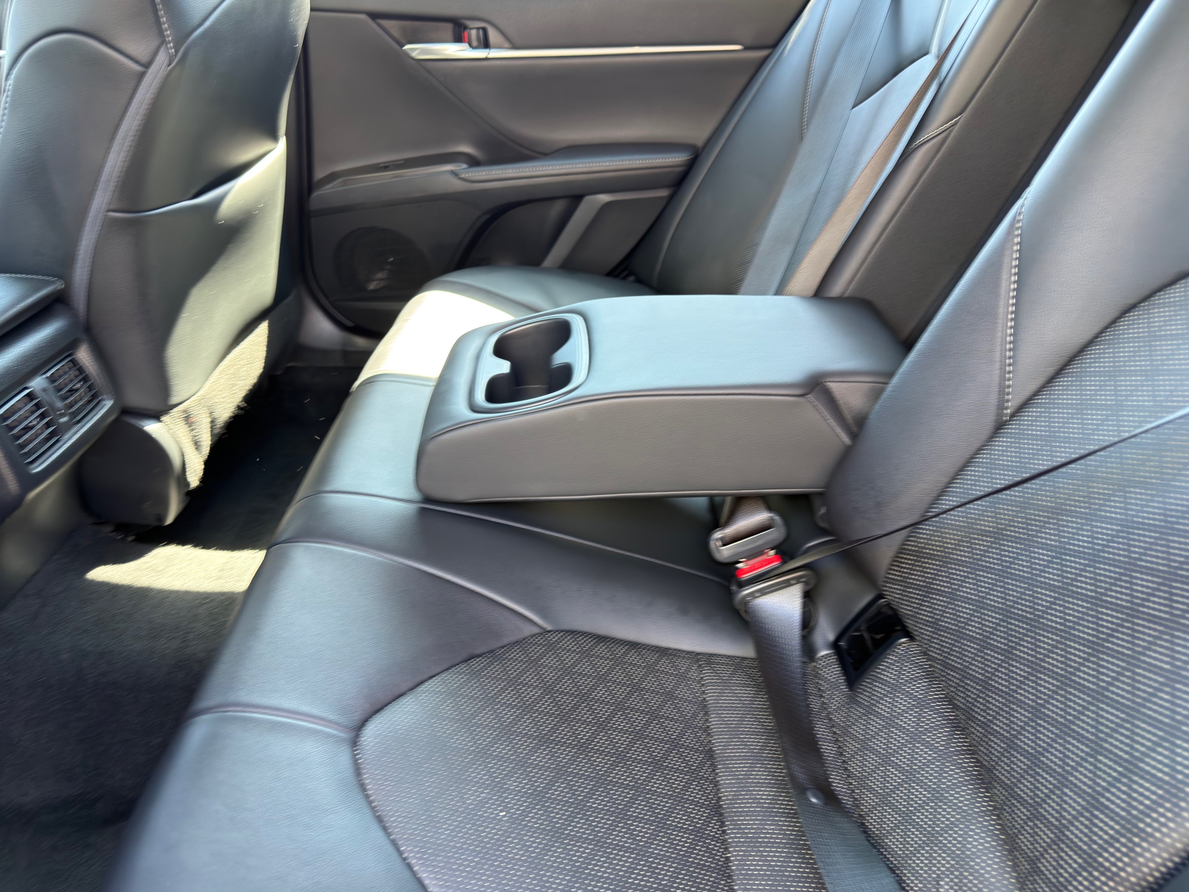 Used 2024 Toyota Camry XSE FWD image 18