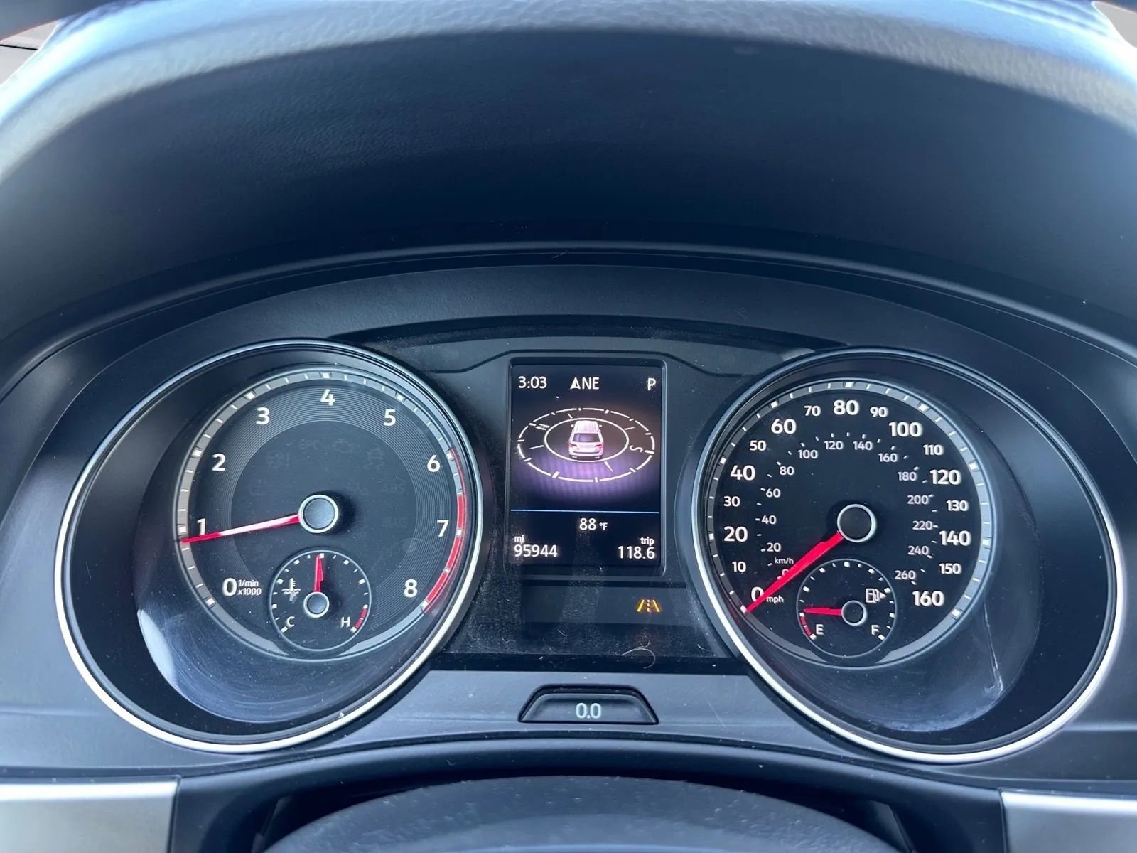 Used 2018 Volkswagen Atlas SEL w/ R-Line Package image 18