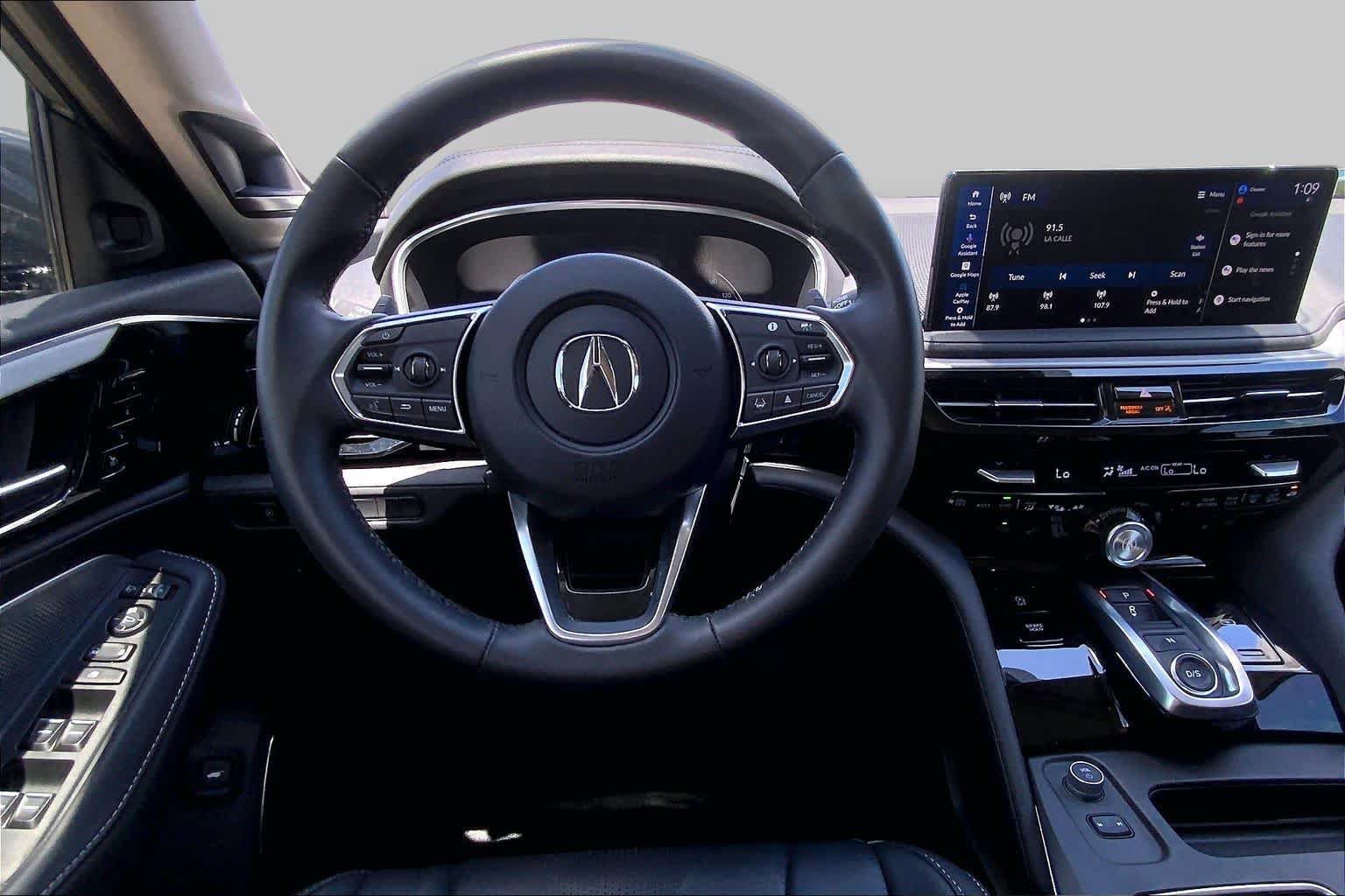 Used 2026 Acura MDX w/ Technology Package FWD image 6