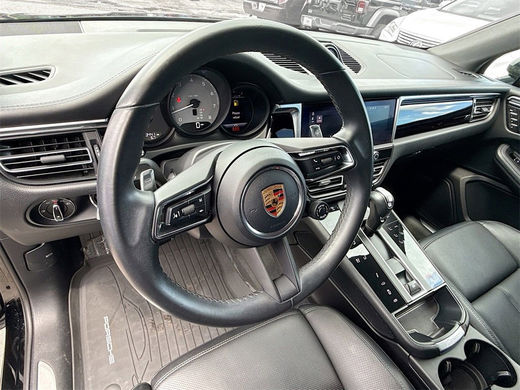 Used 2022 Porsche Macan S w/ Premium Package Plus image 12