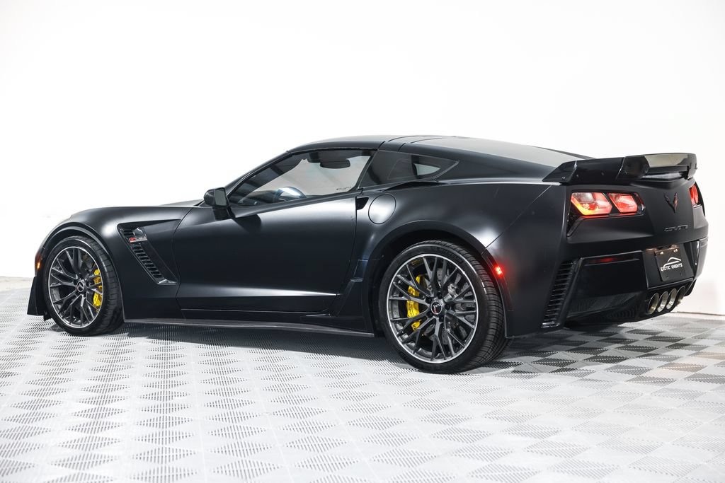 Used 2016 Chevrolet Corvette Z06 w/ 3LZ Preferred Equipment Group RWD image 20