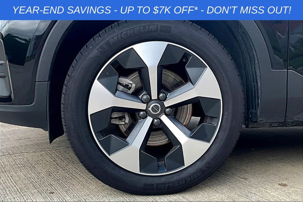 Used 2025 Volvo XC40 B5 Core w/ Protection Package Premier image 30