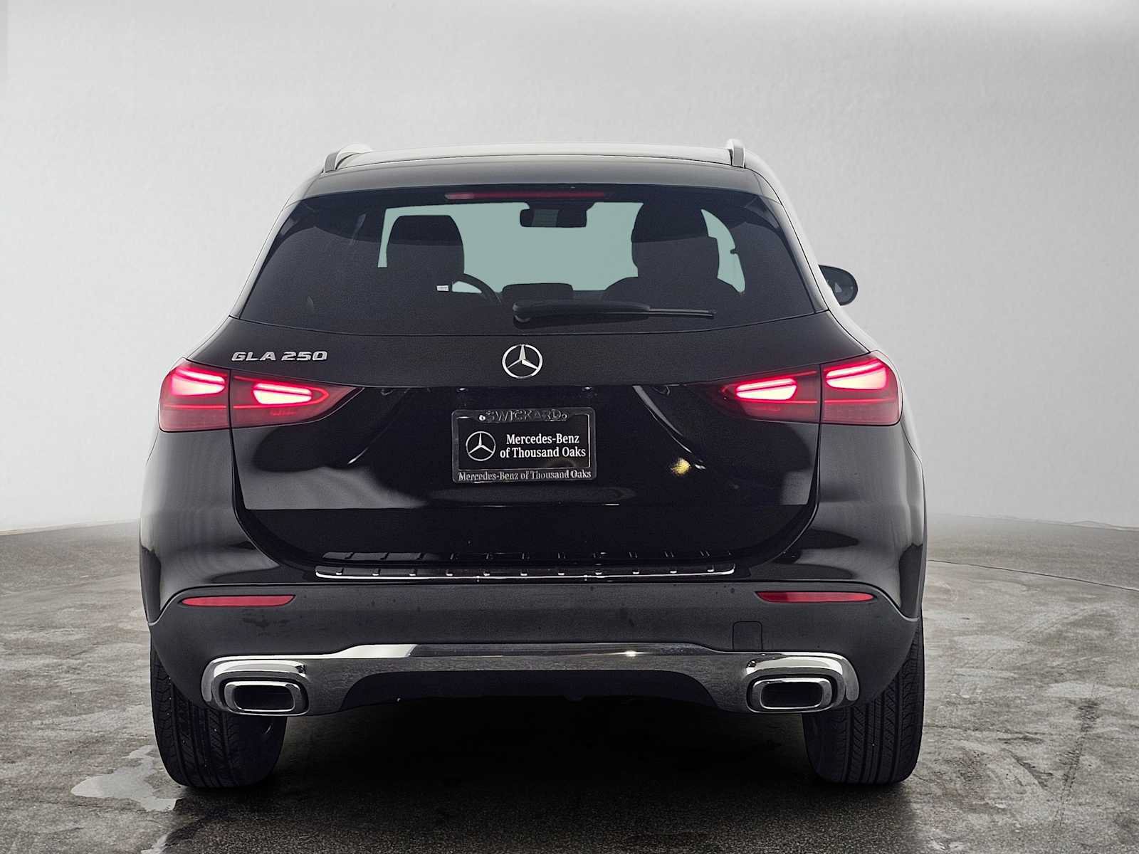 Certified 2025 Mercedes-Benz GLA 250 image 4