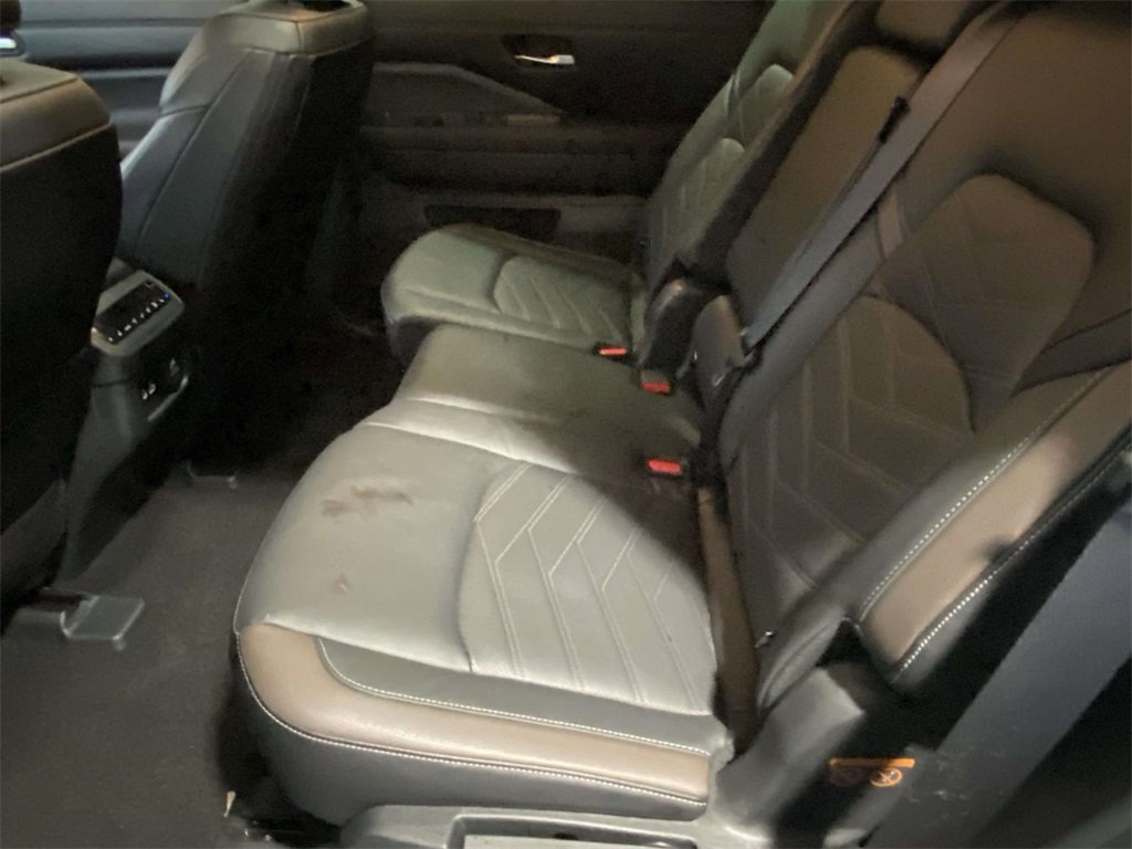 Used 2024 Nissan Pathfinder Platinum w/ Cargo Package image 10