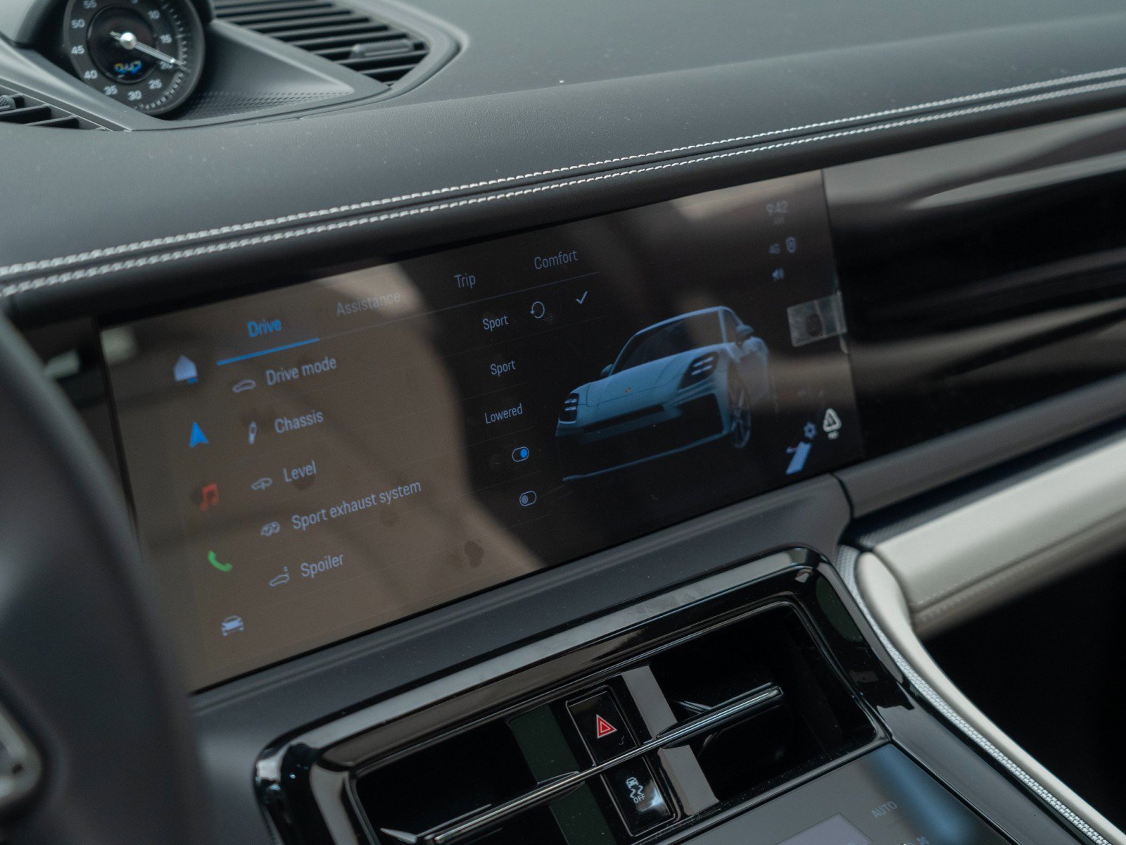 New 2026 Porsche Panamera 4S image 26