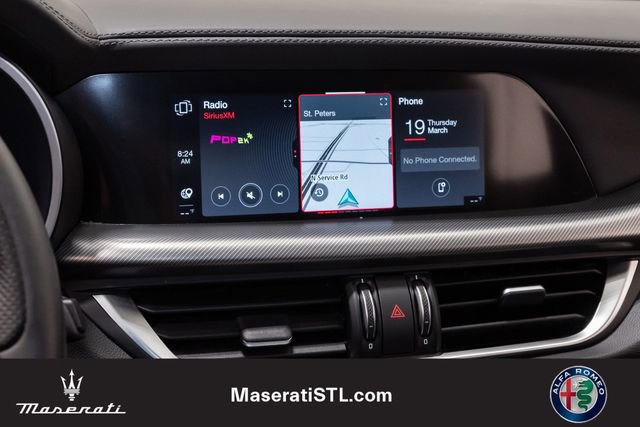 Used 2024 Alfa Romeo Stelvio Ti image 17