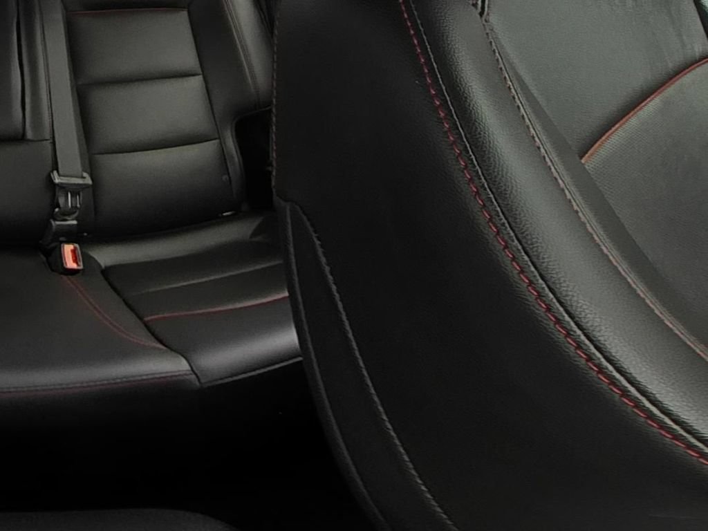 Used 2022 Chevrolet Equinox RS w/ RS Leather Package FWD image 14