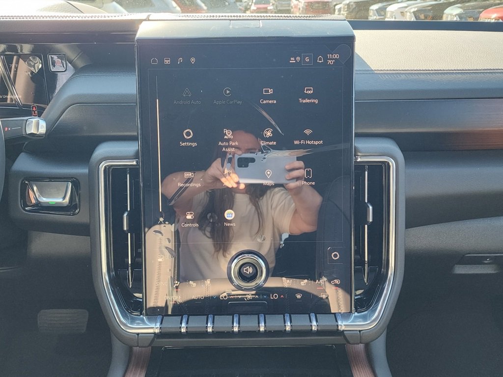 New 2026 GMC Yukon Denali image 28