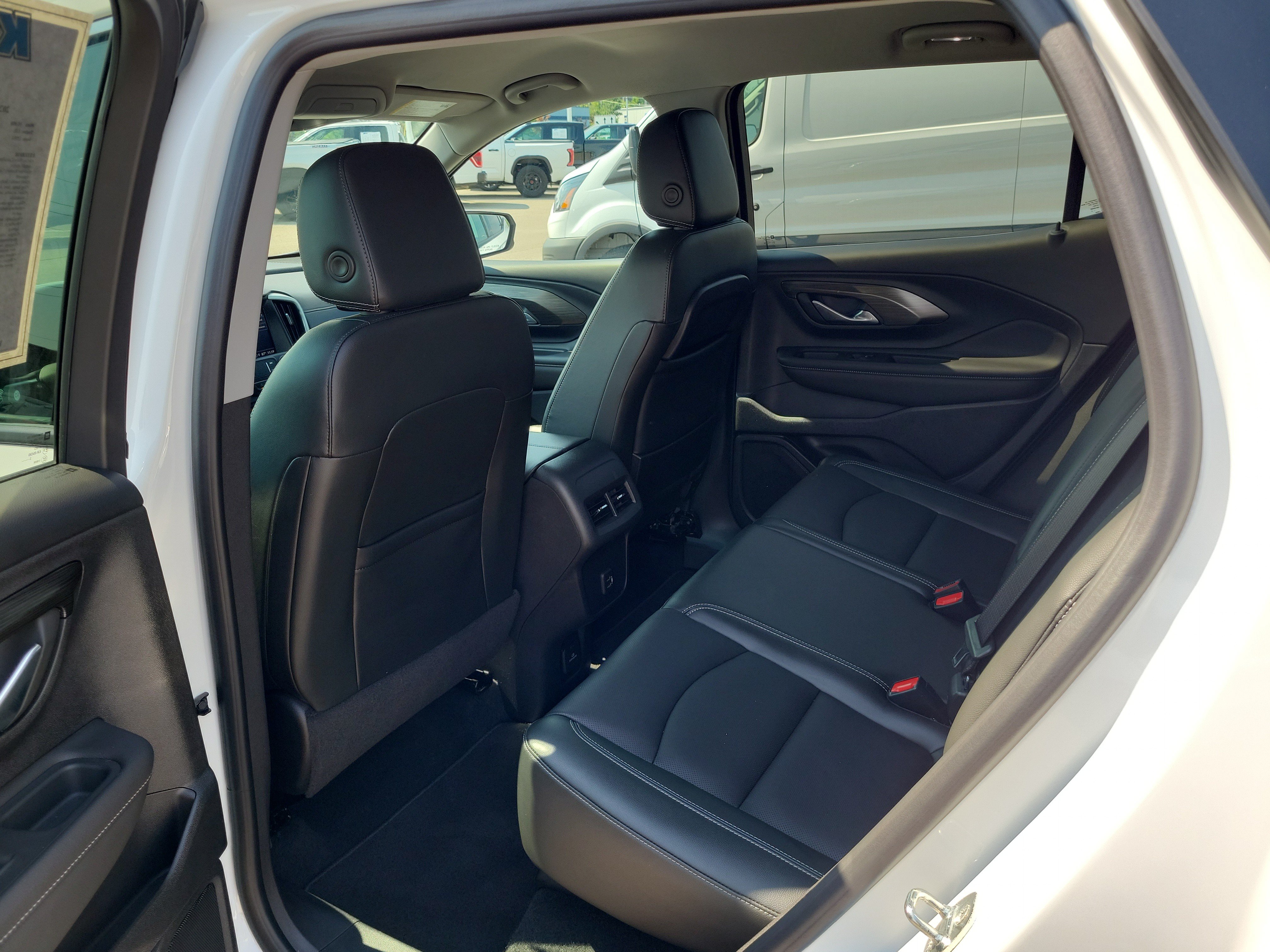Used 2022 GMC Terrain SLT w/ Tech Package AWD/4WD image 13