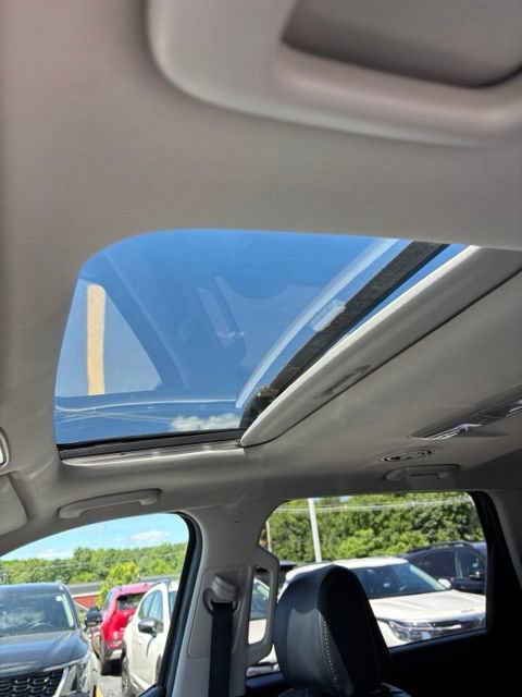 Certified 2024 Kia Telluride S w/ S Sunroof Package AWD/4WD image 13