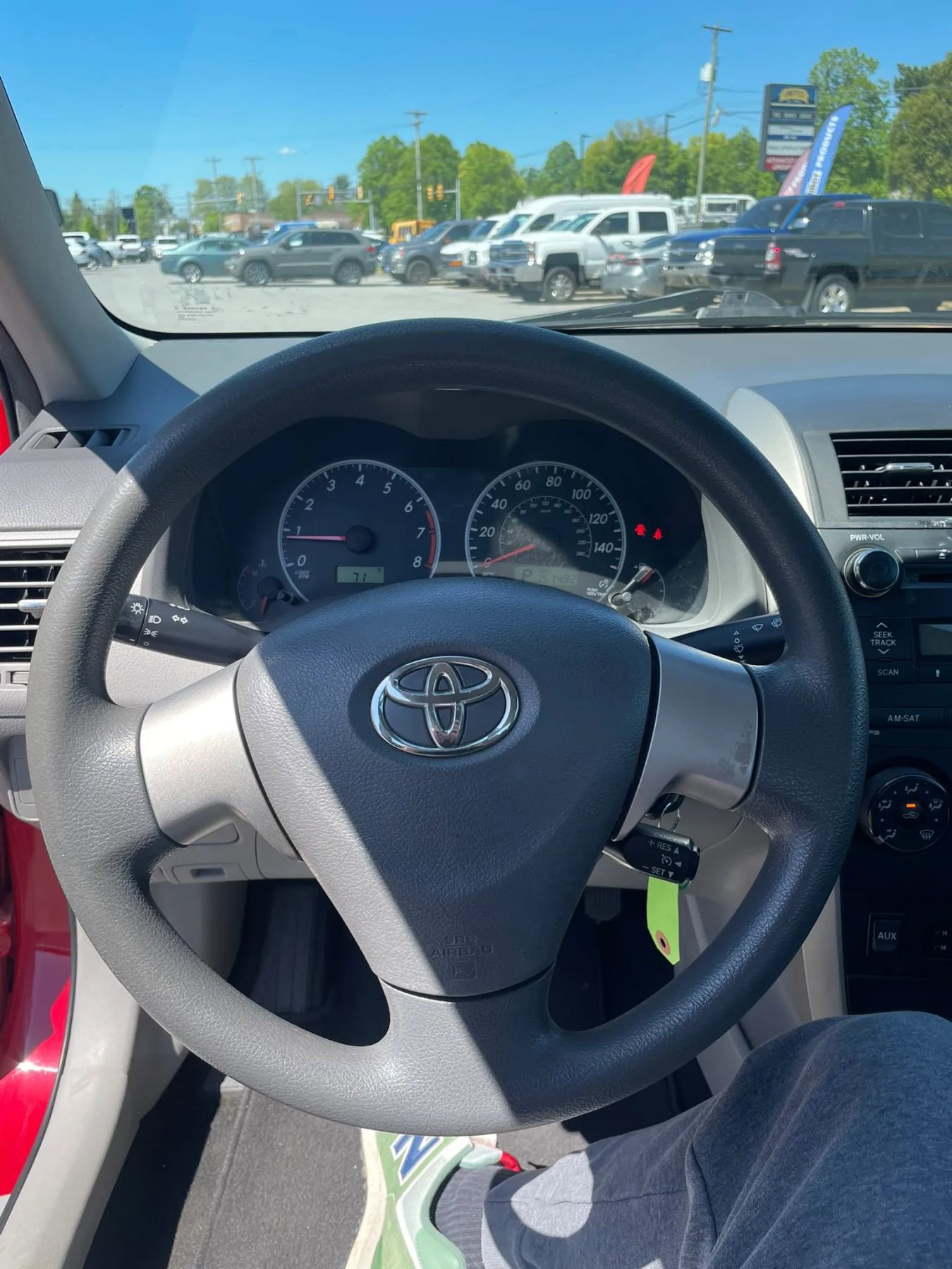 Used 2010 Toyota Corolla LE FWD image 36